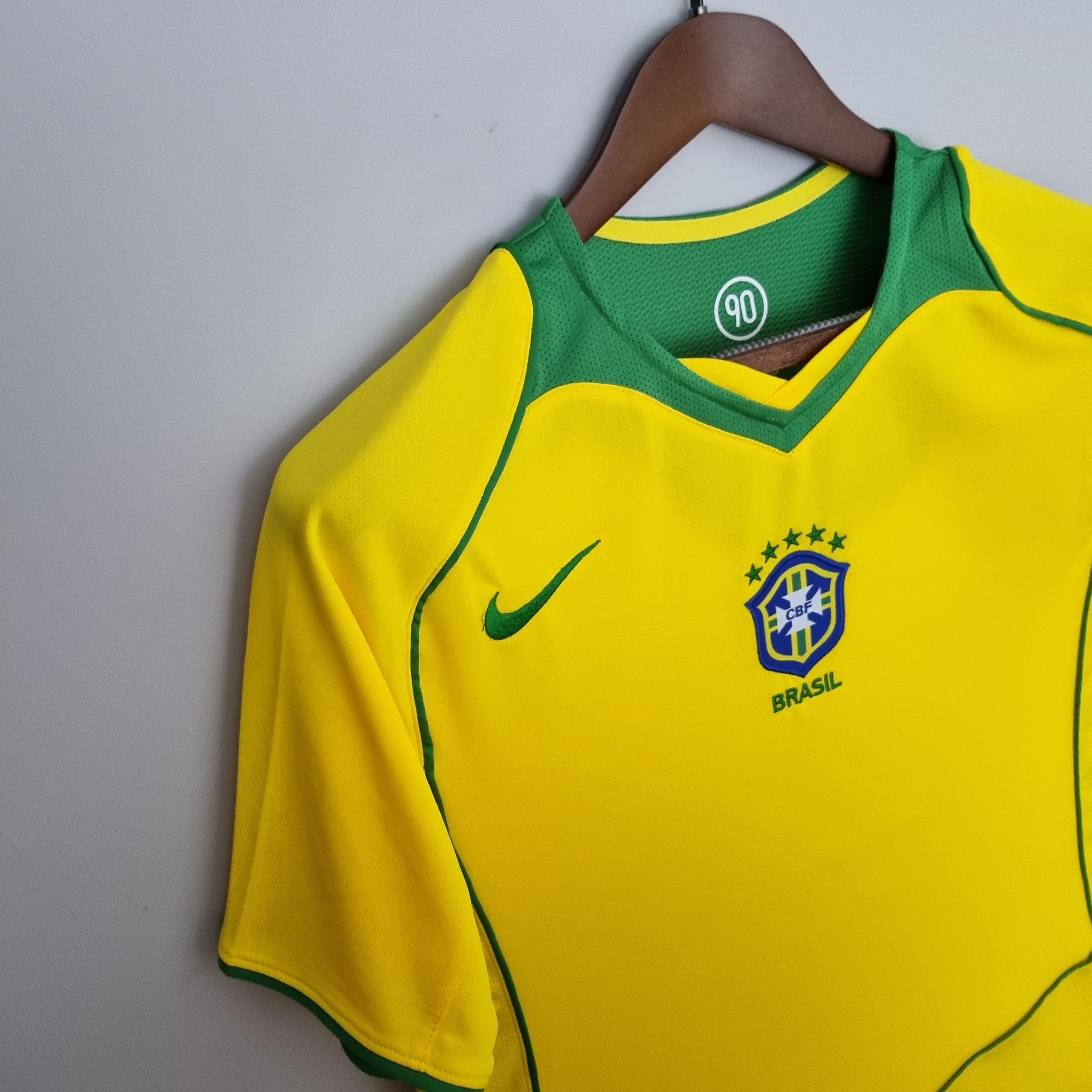 Camiseta retro de local de Brasil 2004